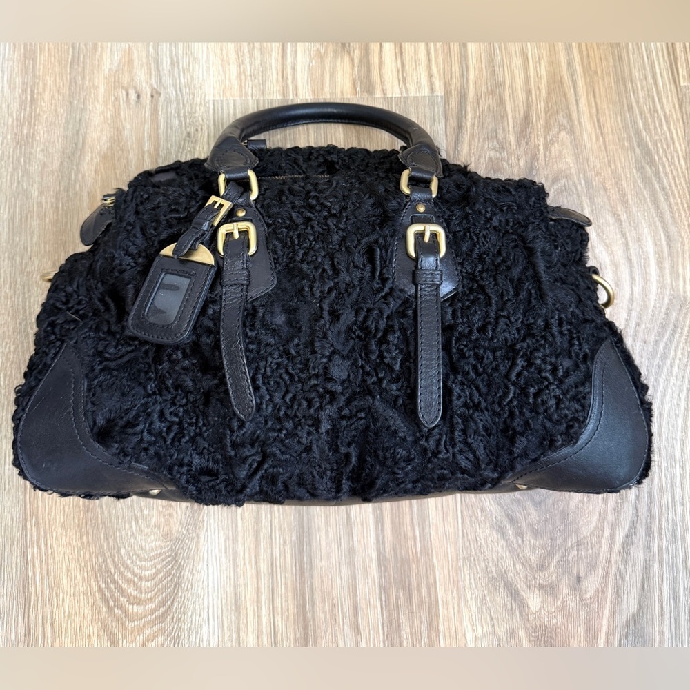 Creme Sherling Satchel – Missing Strap – EUC